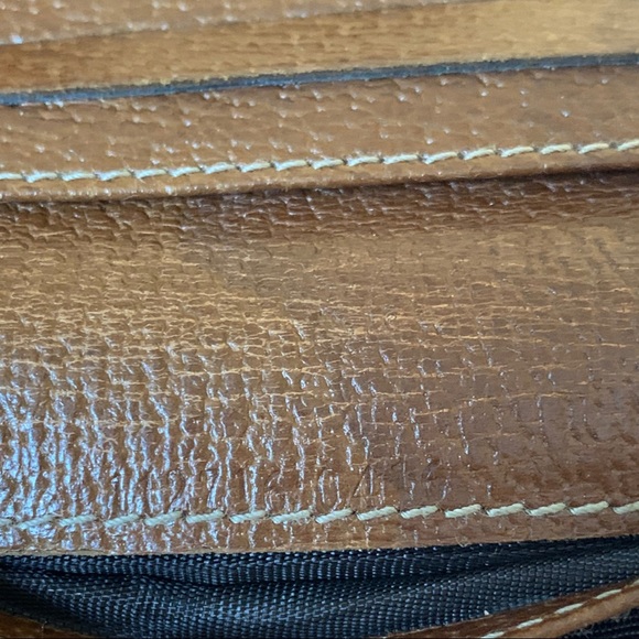 **SOLD**Gucci GG Folding Snap Wallet** - Picture 5 of 6